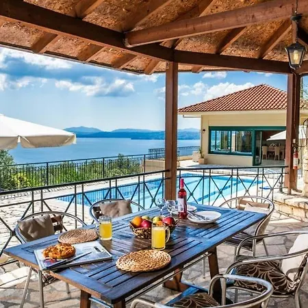 Villa Apolysoi Sleeps 8 Air Con Wifi