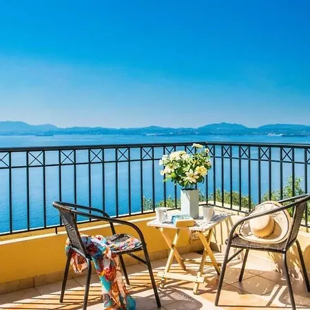 Villa Apolysoi Sleeps 8 Air Con Wifi *